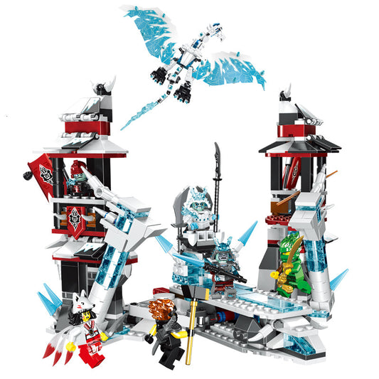 Castle of the Forsaken Emperor building block set full view