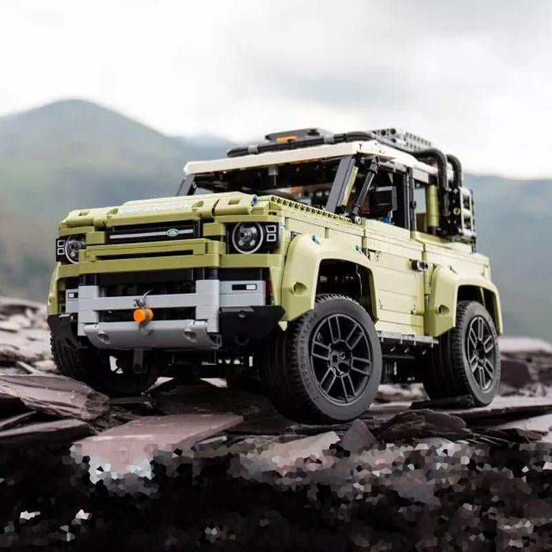 Off-road Defender-style vehicle building block set side profile